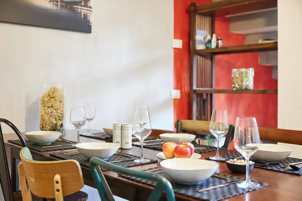 Ampia Casa Indipendente Con Giardino Privato Apartamento Milão