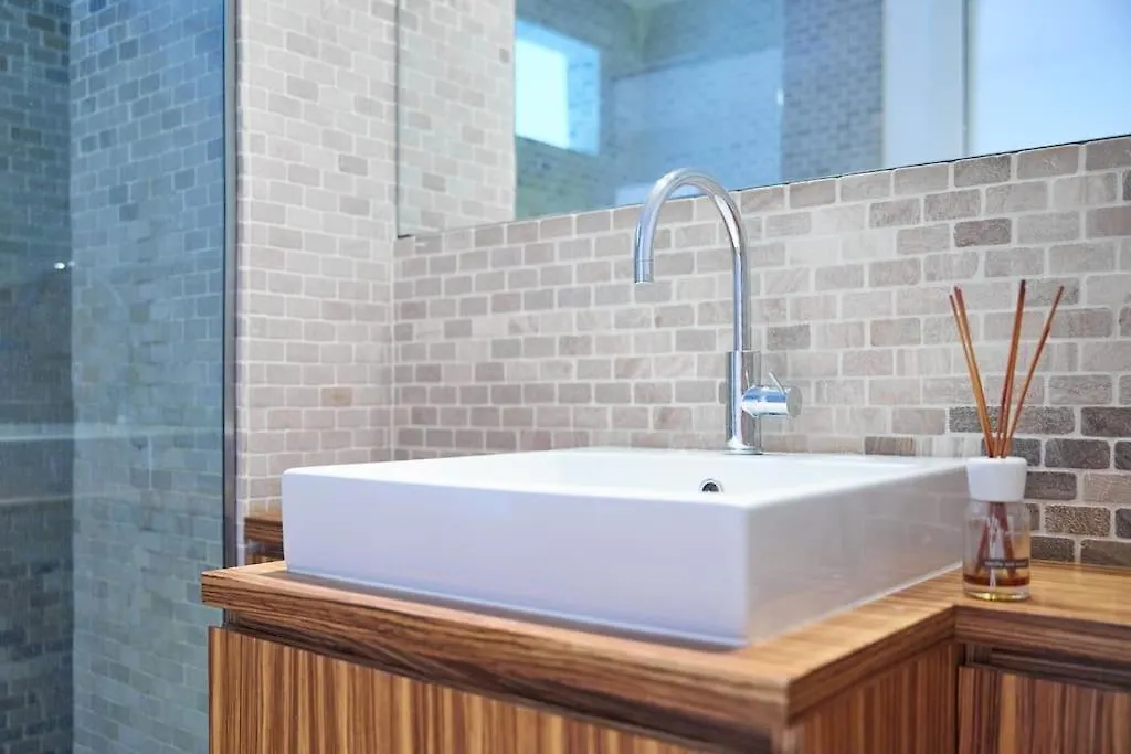 Ampia Casa Indipendente Con Giardino Privato Apartamento Milão